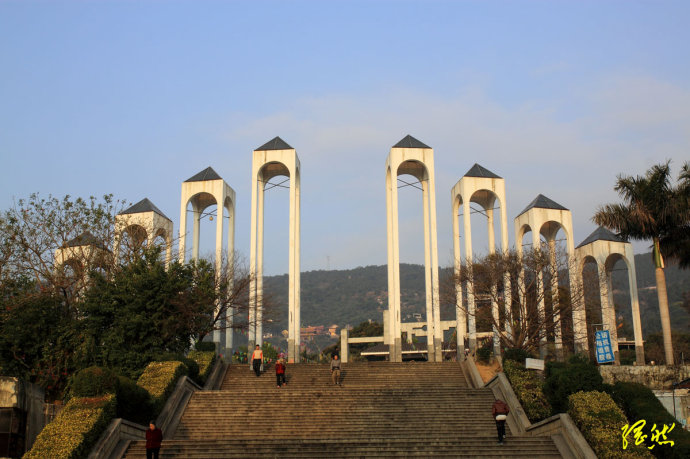 凤凰山南麓的广化寺是福建